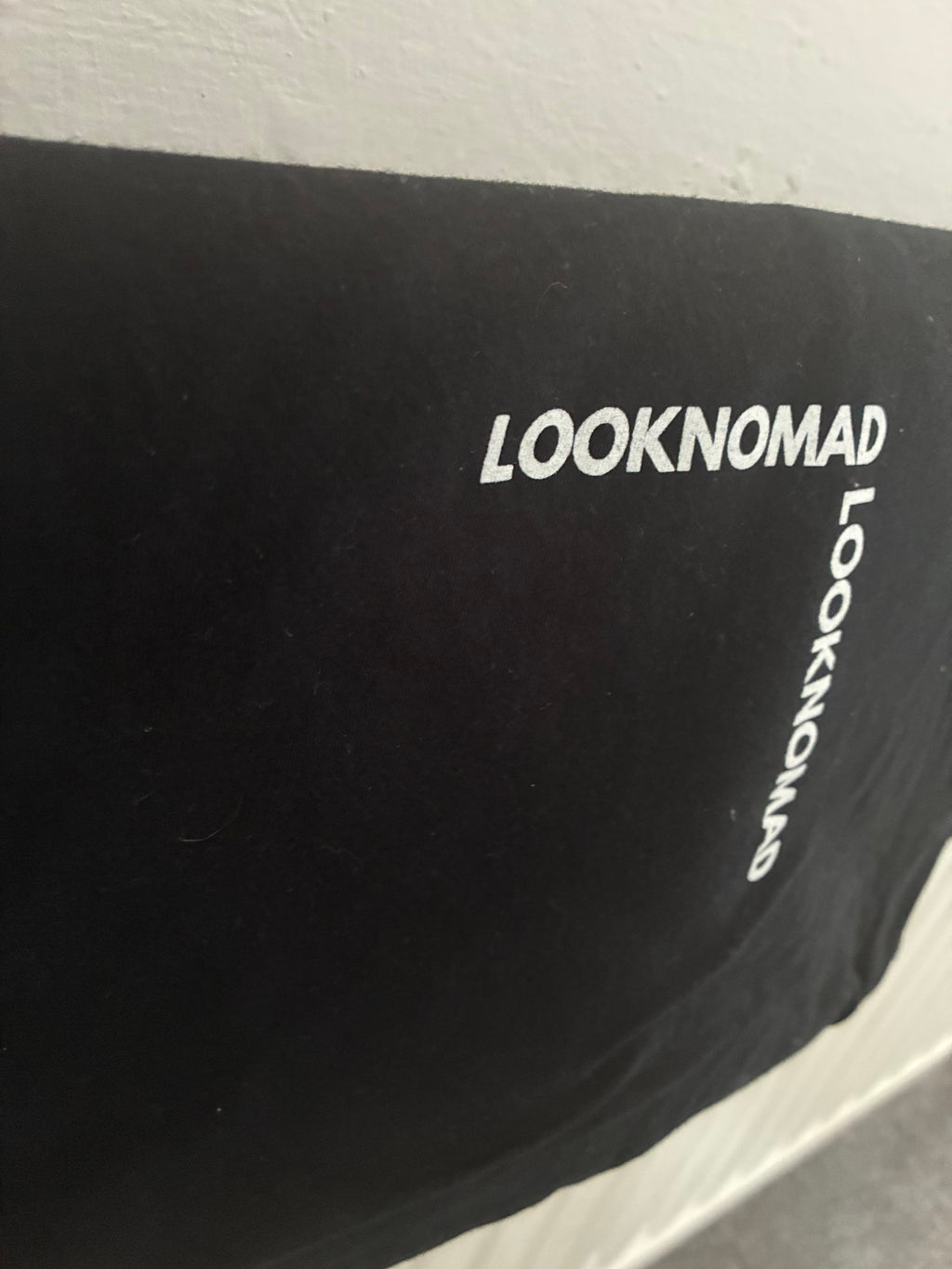 LOOKNOMAD Minimalist Corner Logo Tee