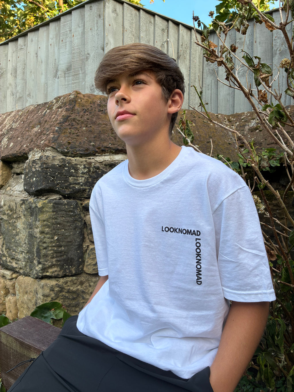 LOOKNOMAD Minimalist Corner Logo Tee